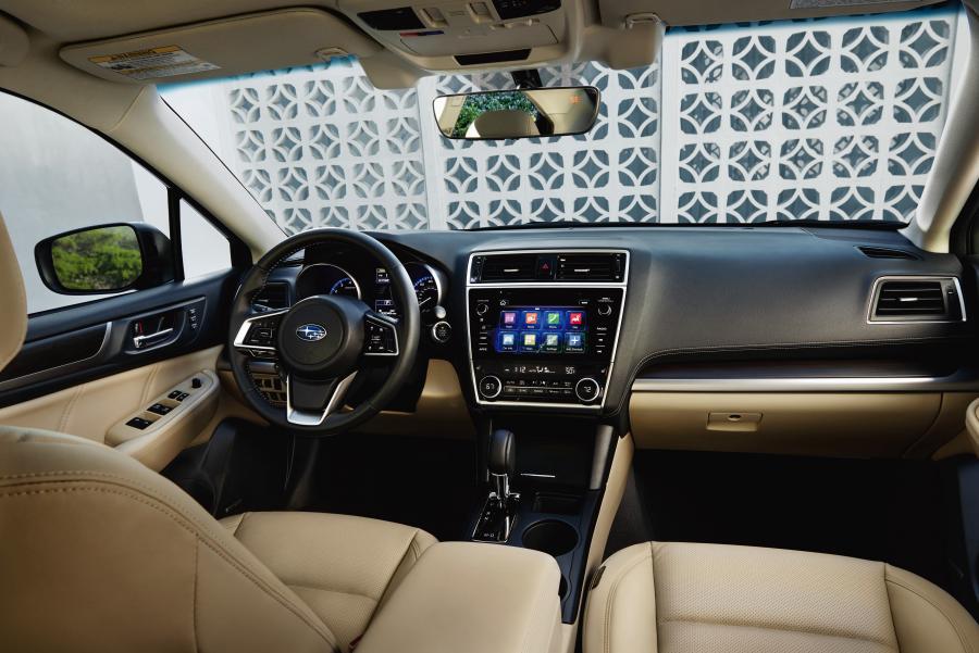 Торпедо Subaru Legacy 3.6R 2017 года  (NA) (фото 4 из 13)